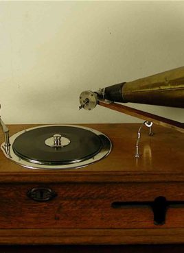 Gramophone