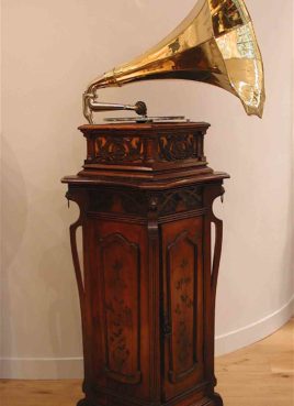 Gramophone