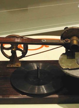 Gramophone