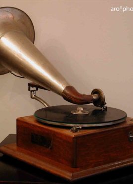 Gramophone