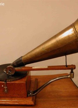 Gramophone
